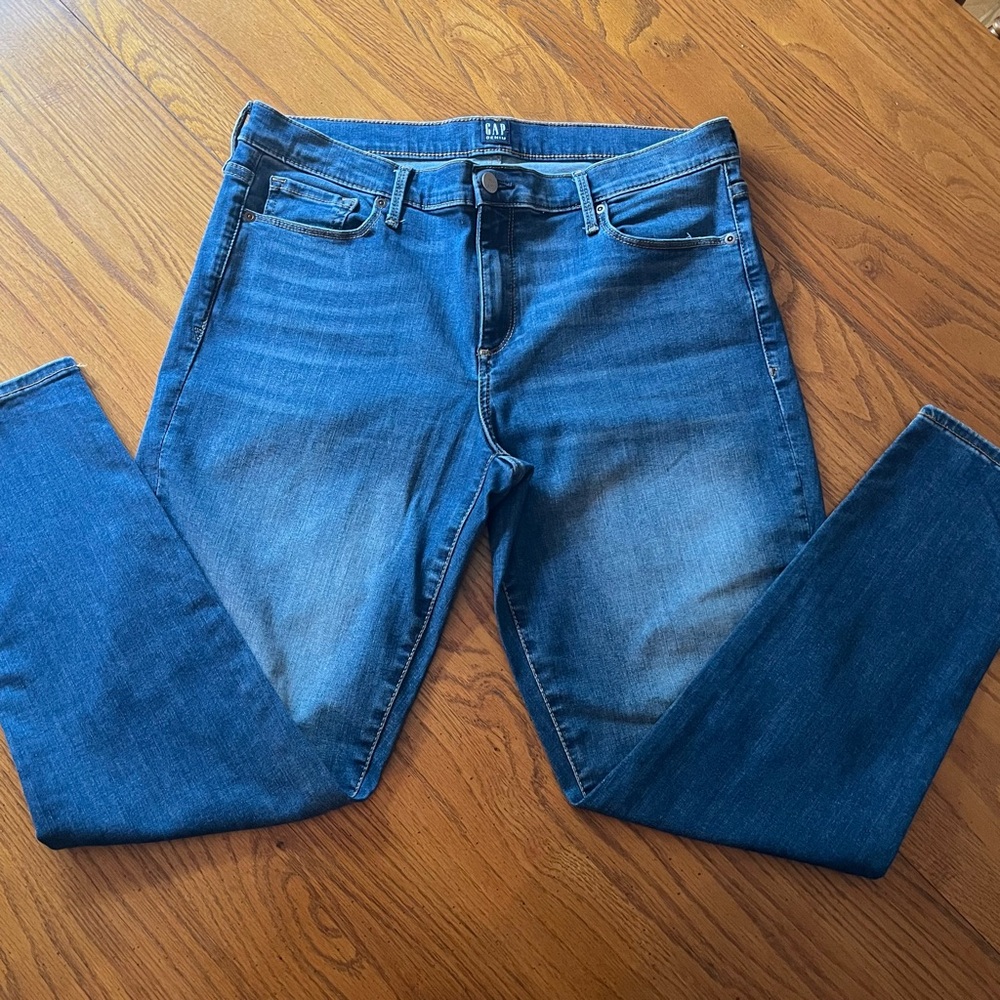 Gap True Skinny Mid-Rise Jeans 14/32 Regular